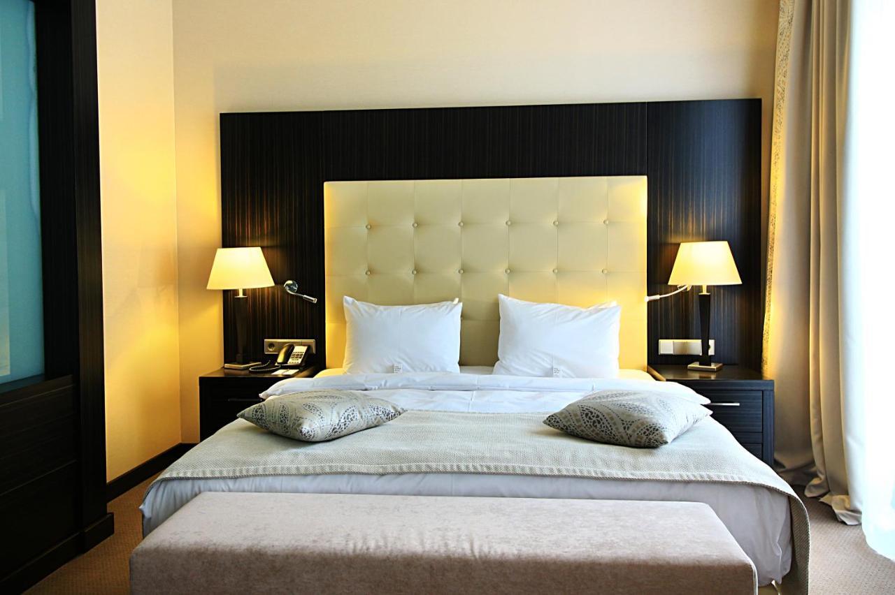 Crowne Plaza - Borjomi By Ihg Hotel Phòng bức ảnh A bedroom