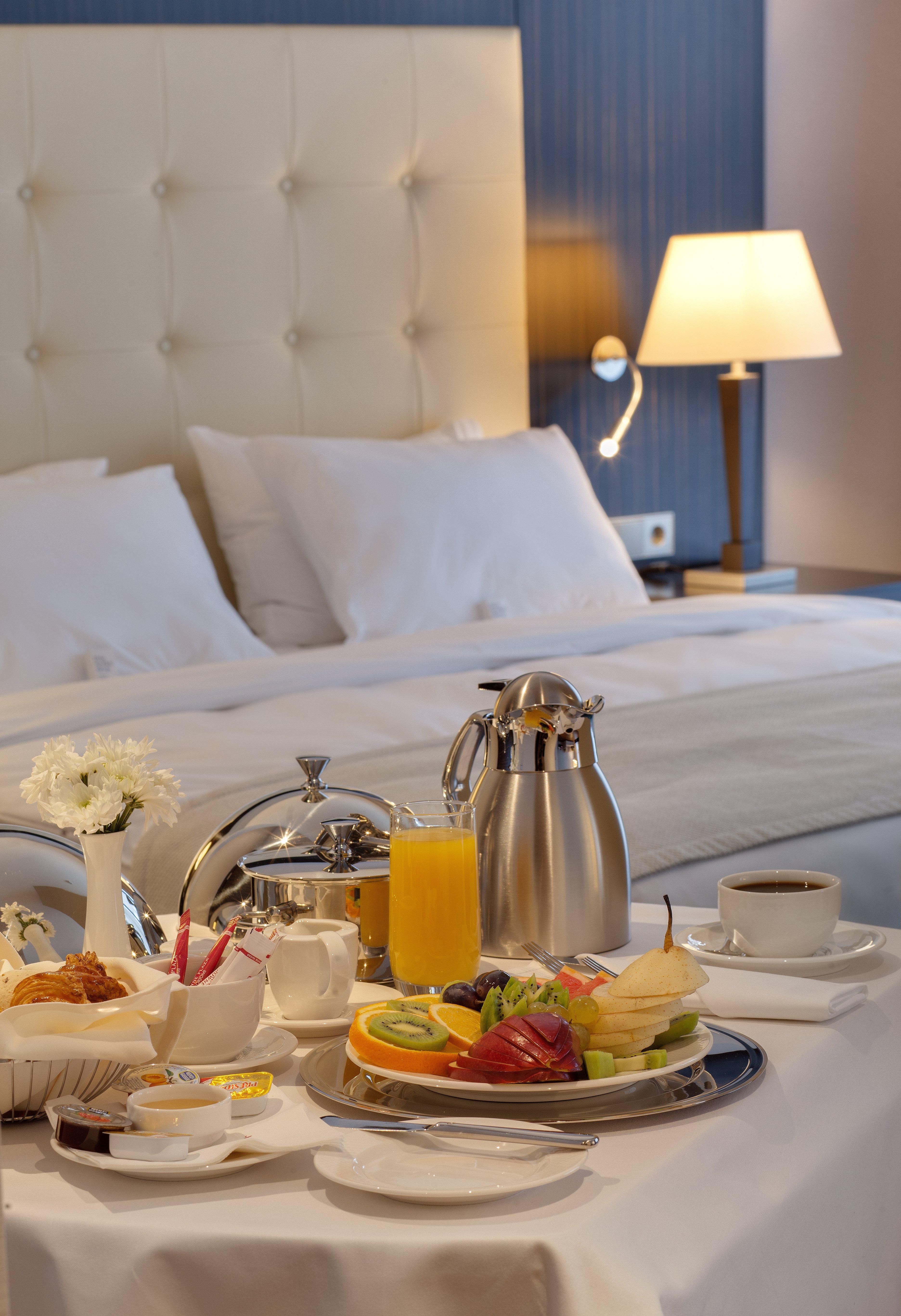Crowne Plaza - Borjomi By Ihg Hotel Ngoại thất bức ảnh Room service