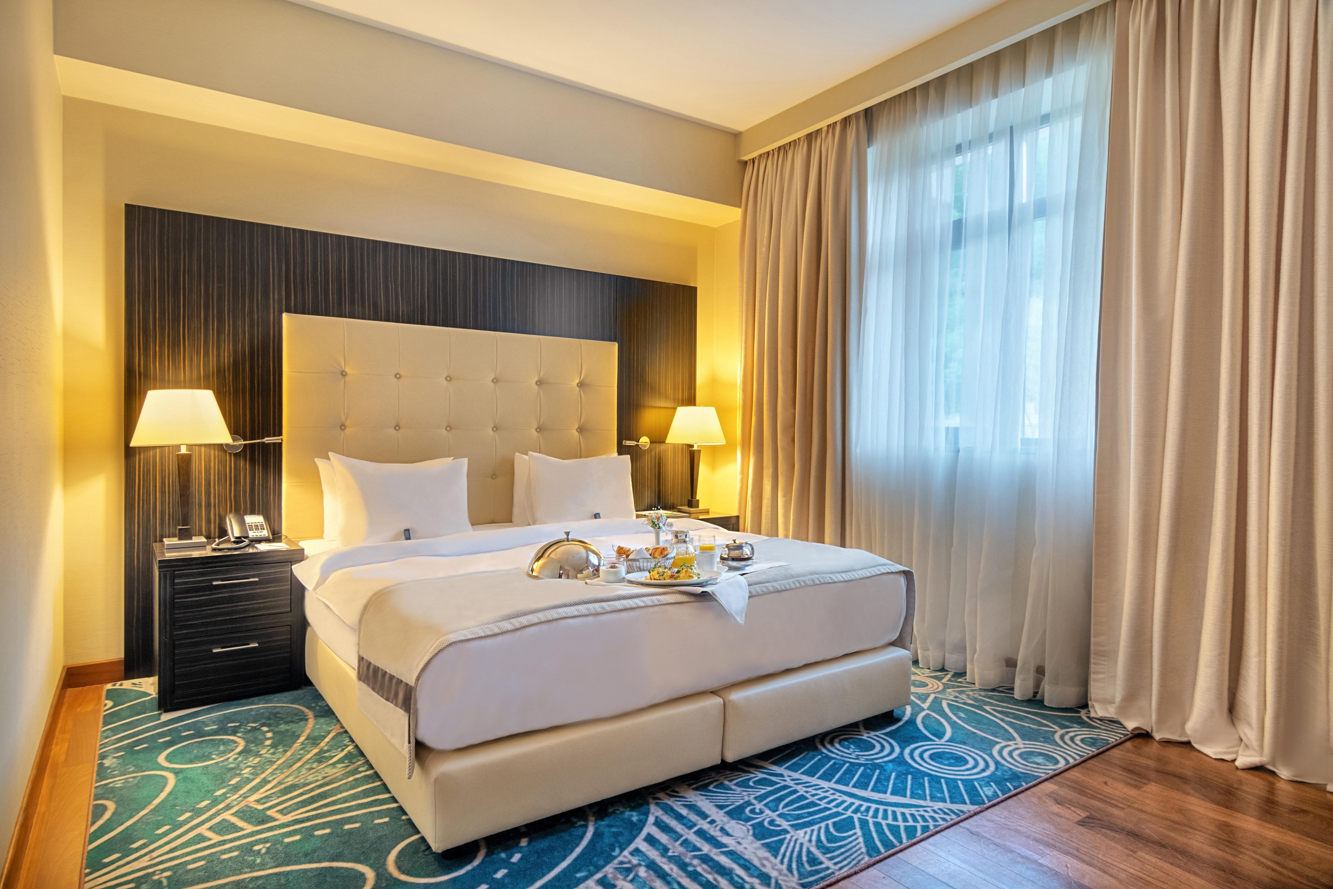 Crowne Plaza - Borjomi By Ihg Hotel Ngoại thất bức ảnh Suite