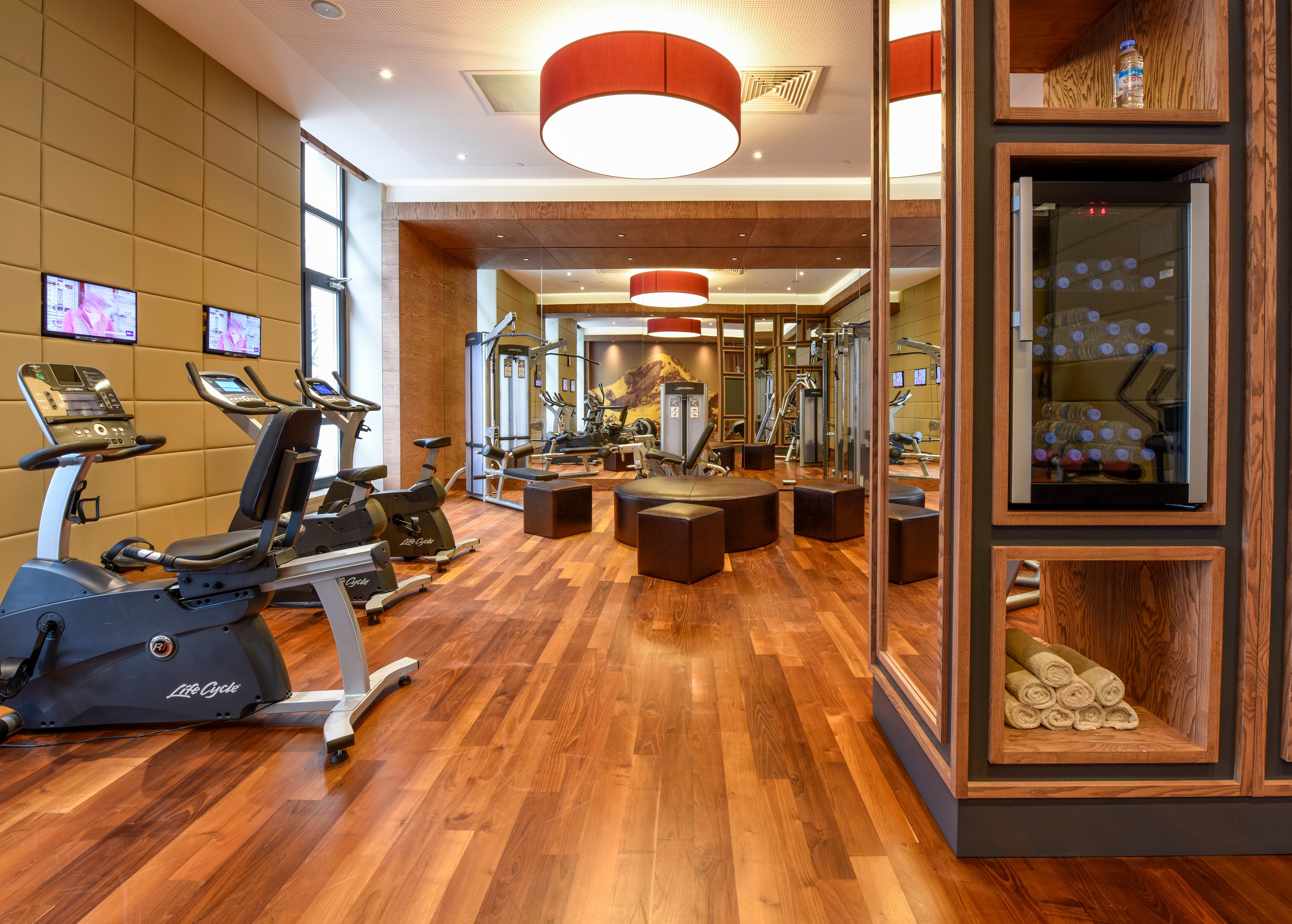 Crowne Plaza - Borjomi By Ihg Hotel Ngoại thất bức ảnh The gym at the hotel