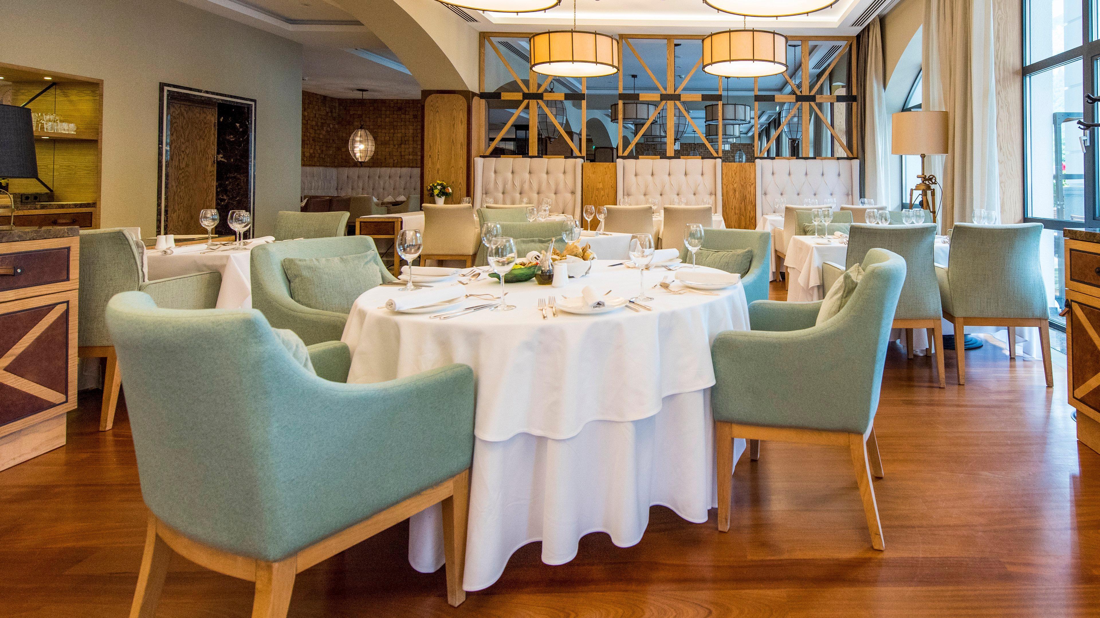 Crowne Plaza - Borjomi By Ihg Hotel Ngoại thất bức ảnh Restaurant